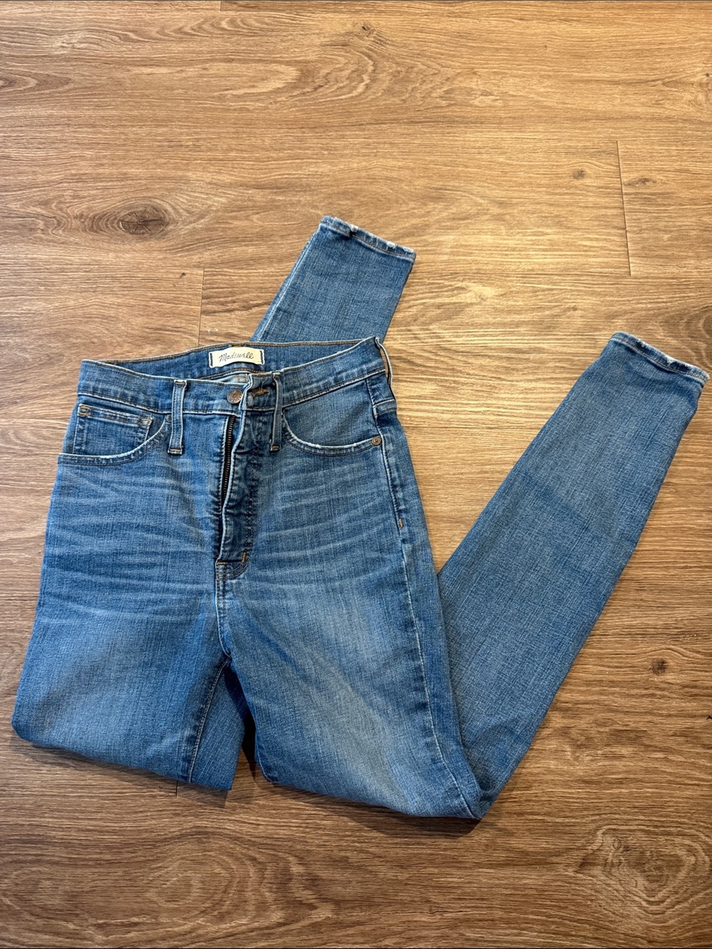 Madewell High-Rise Slim Jeans in Medium Blue Wash